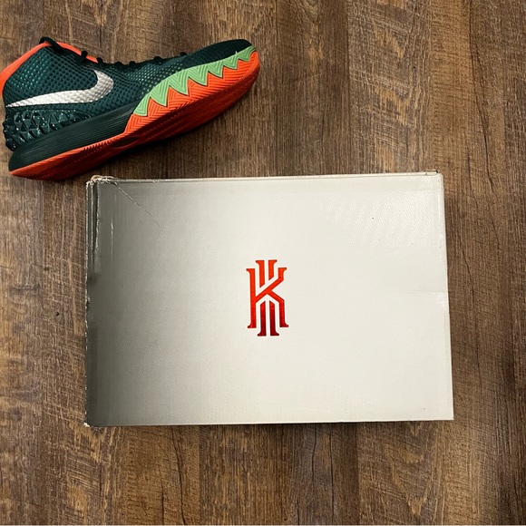 Nike Kyrie 1 Flytrap Emerald Green - Picture 11 of 12